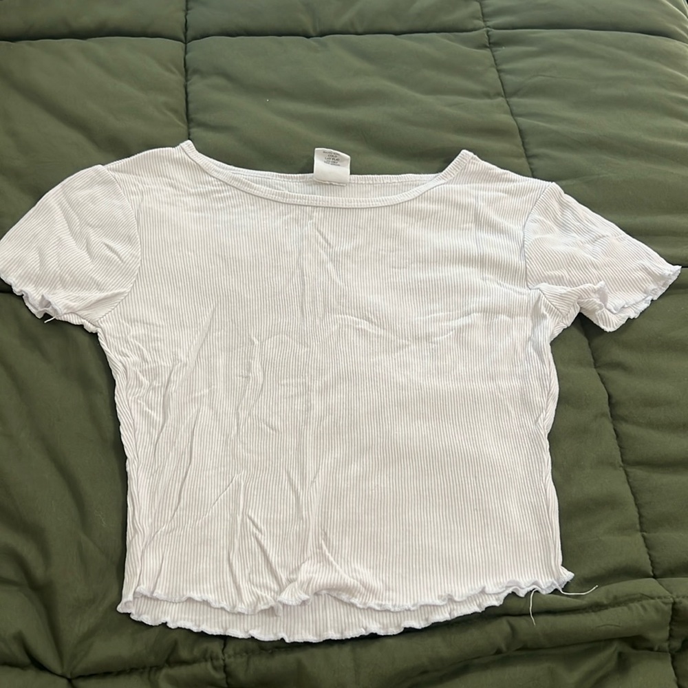 White Lettuce-edged Crop Top
